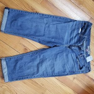 Levis denim capris